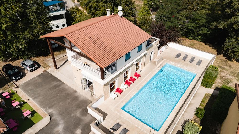 Garden & Lyon - Apartahotel