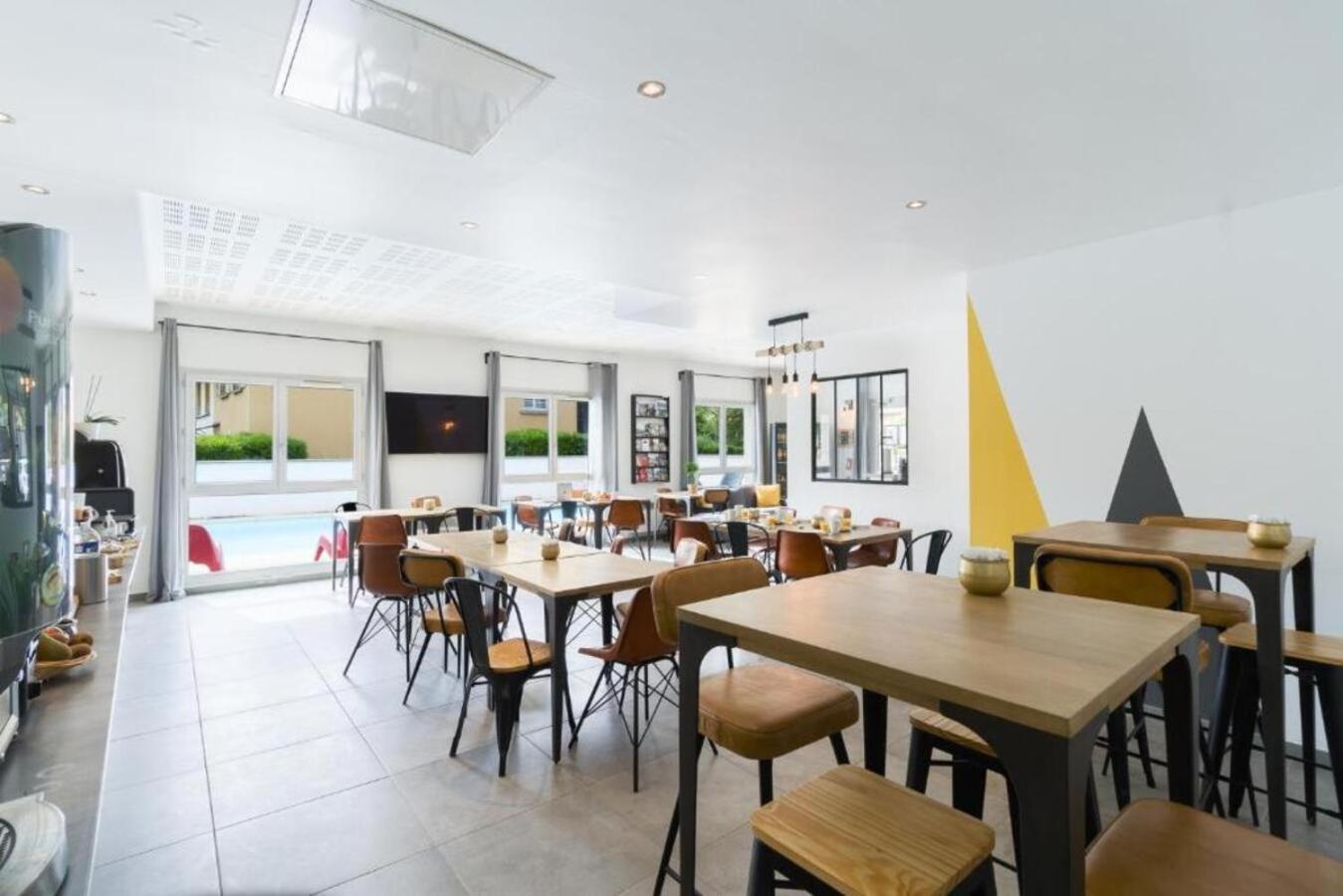 Garden & Lyon - Apartahotel